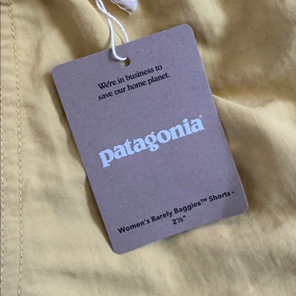 Patagonia Women's barely baggies shorts 2.5 in inseam NWT size S - Picture 3 of 4